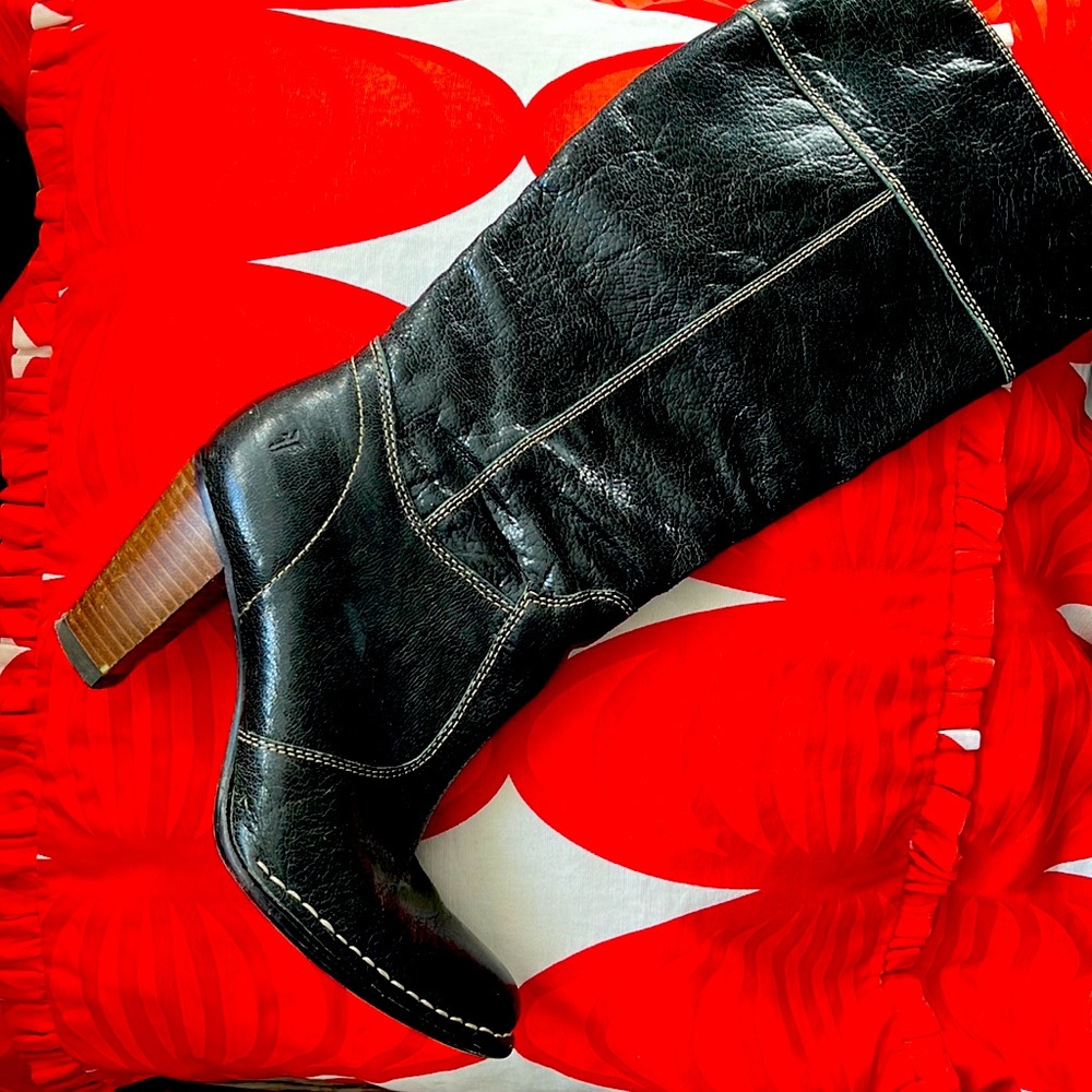 Frye knee high black shiny leather boots Catherine 14 pull on sz 7 high heel
